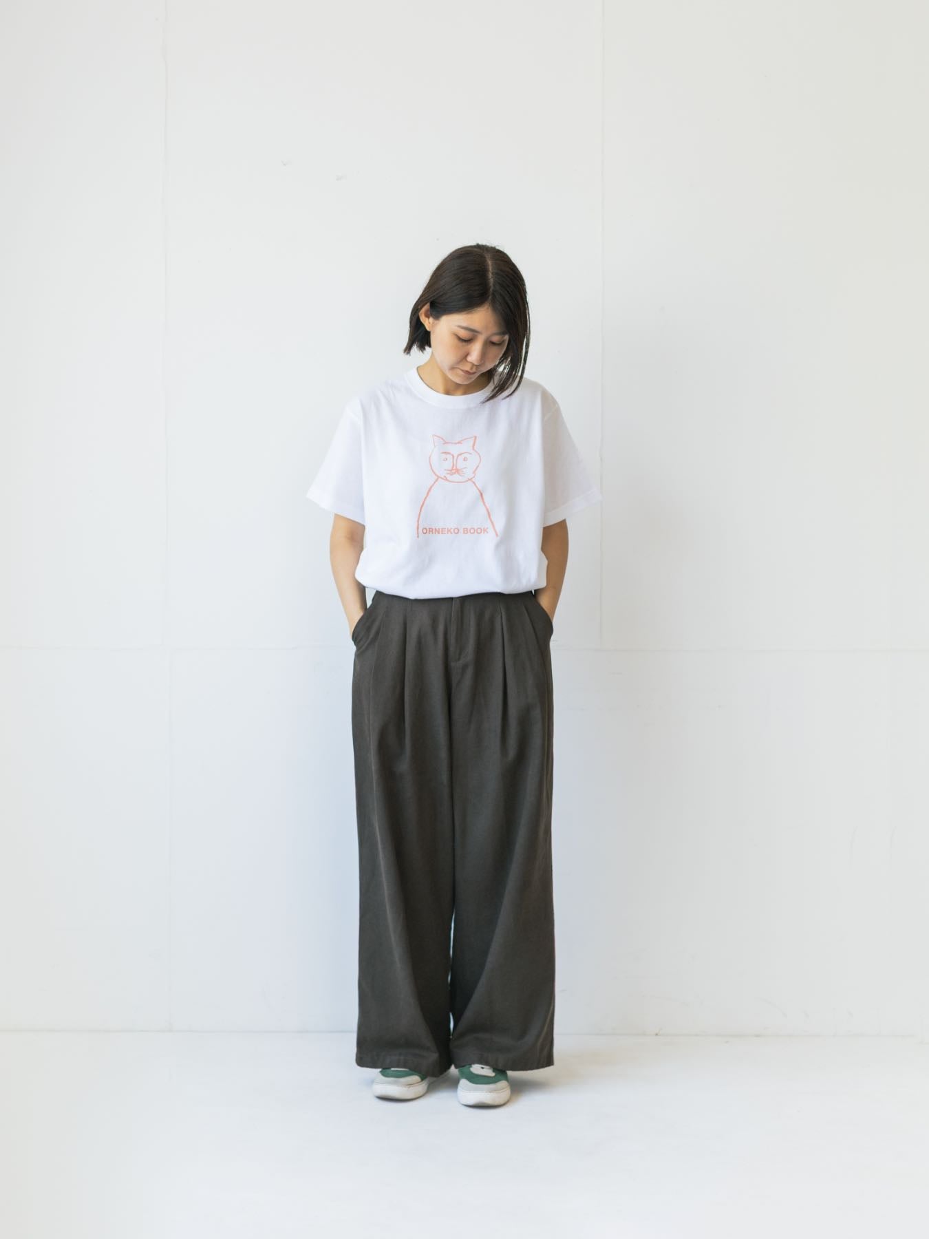 ホワイト×アプリコット