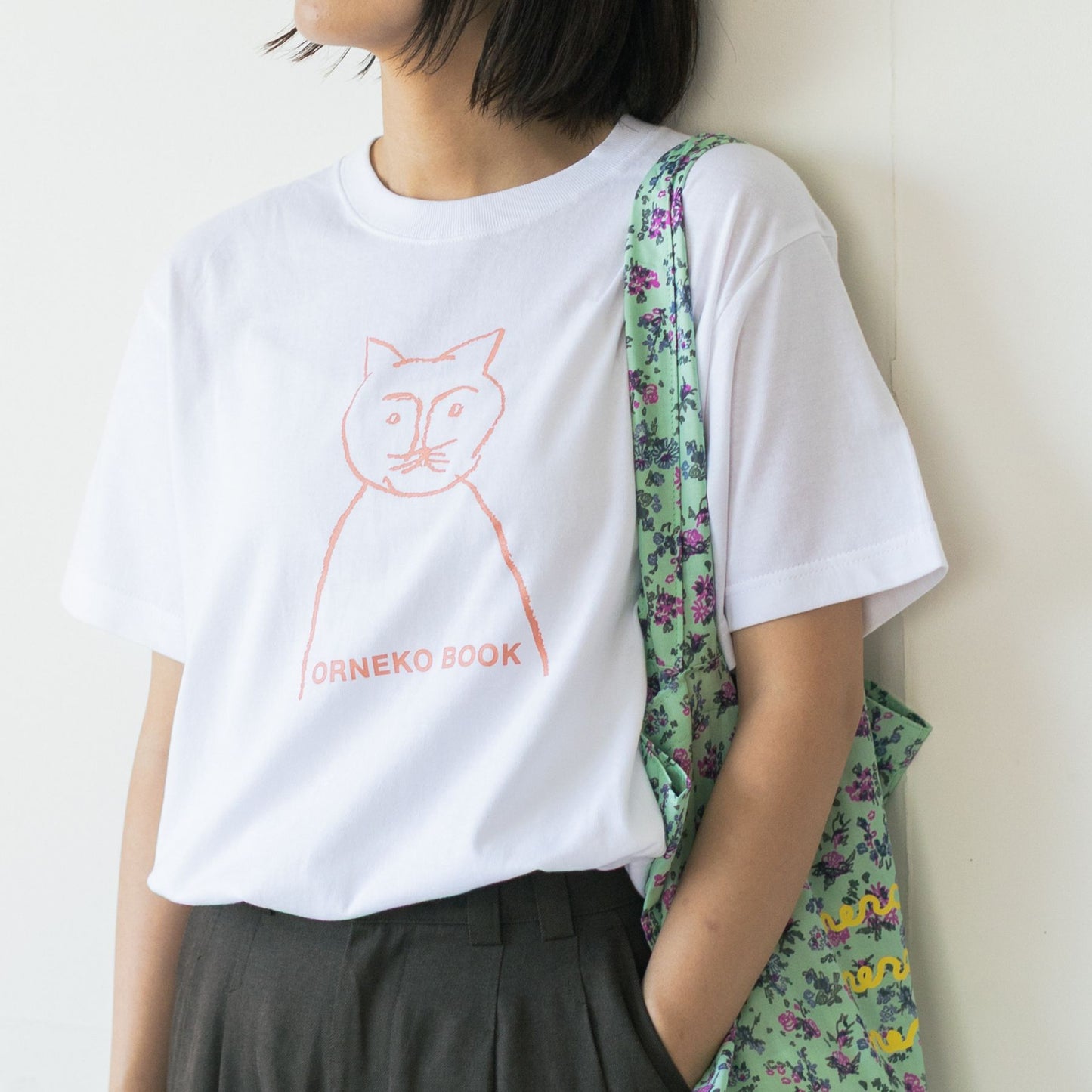 ホワイト×アプリコット(モデル身長163cm)