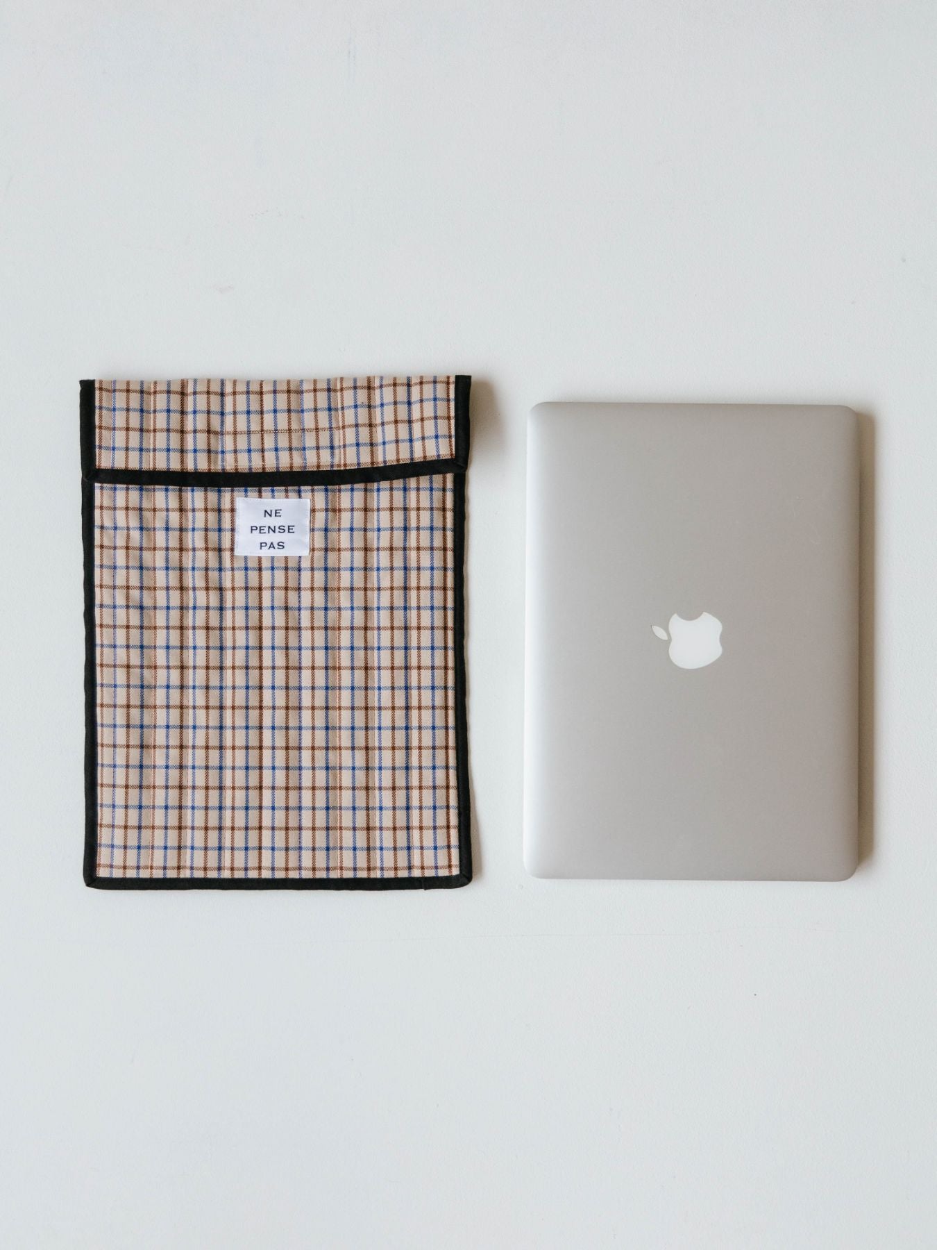 MacBook15インチとの比較