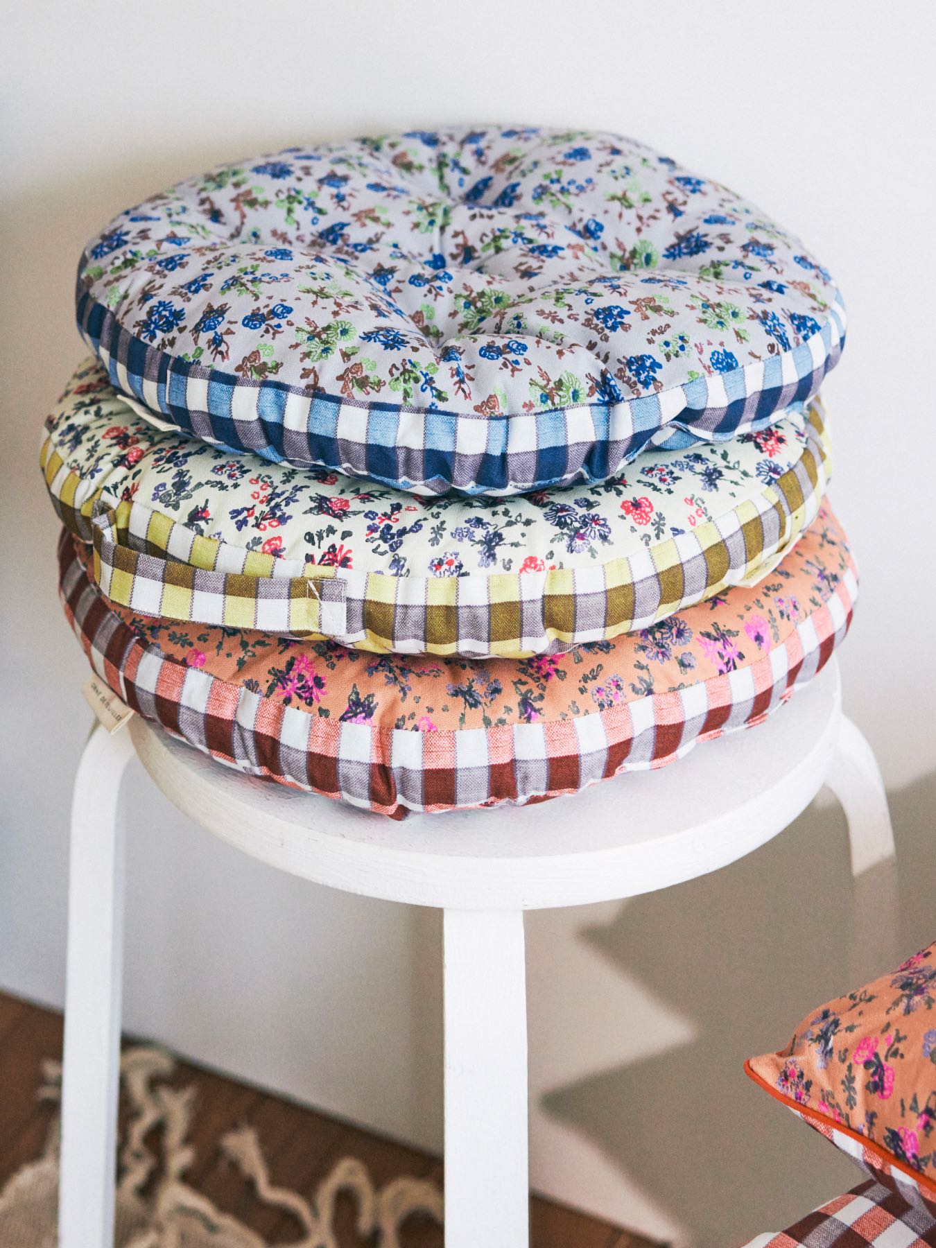 オリジナル・丸型チェアクッション/フレンチ柄