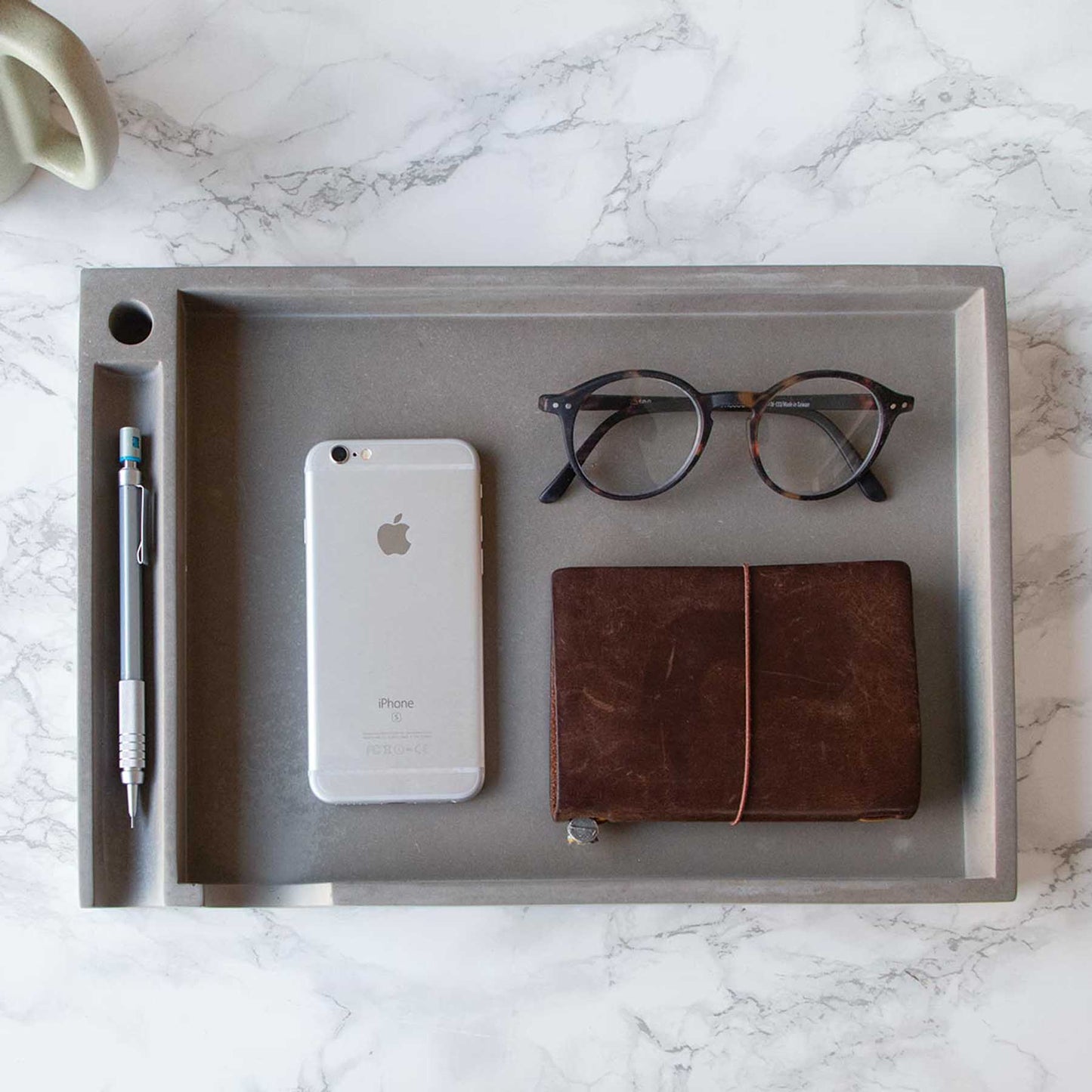 デスクオーガナイザー/コンクリート