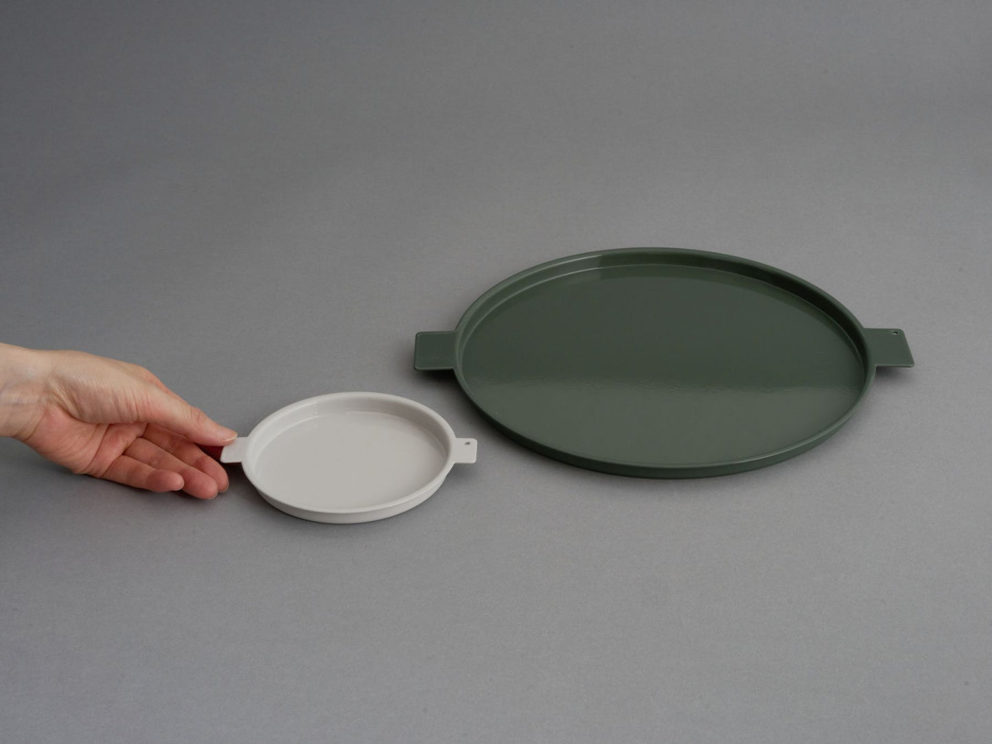 yumiko iihoshi porcelain イイホシユミコ/‘Colored’ aluminum tray round