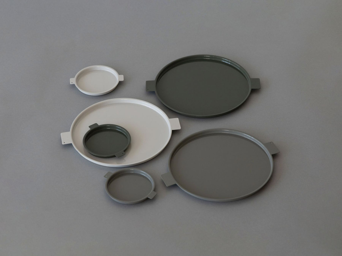 yumiko iihoshi porcelain イイホシユミコ/‘Colored’ aluminum tray round