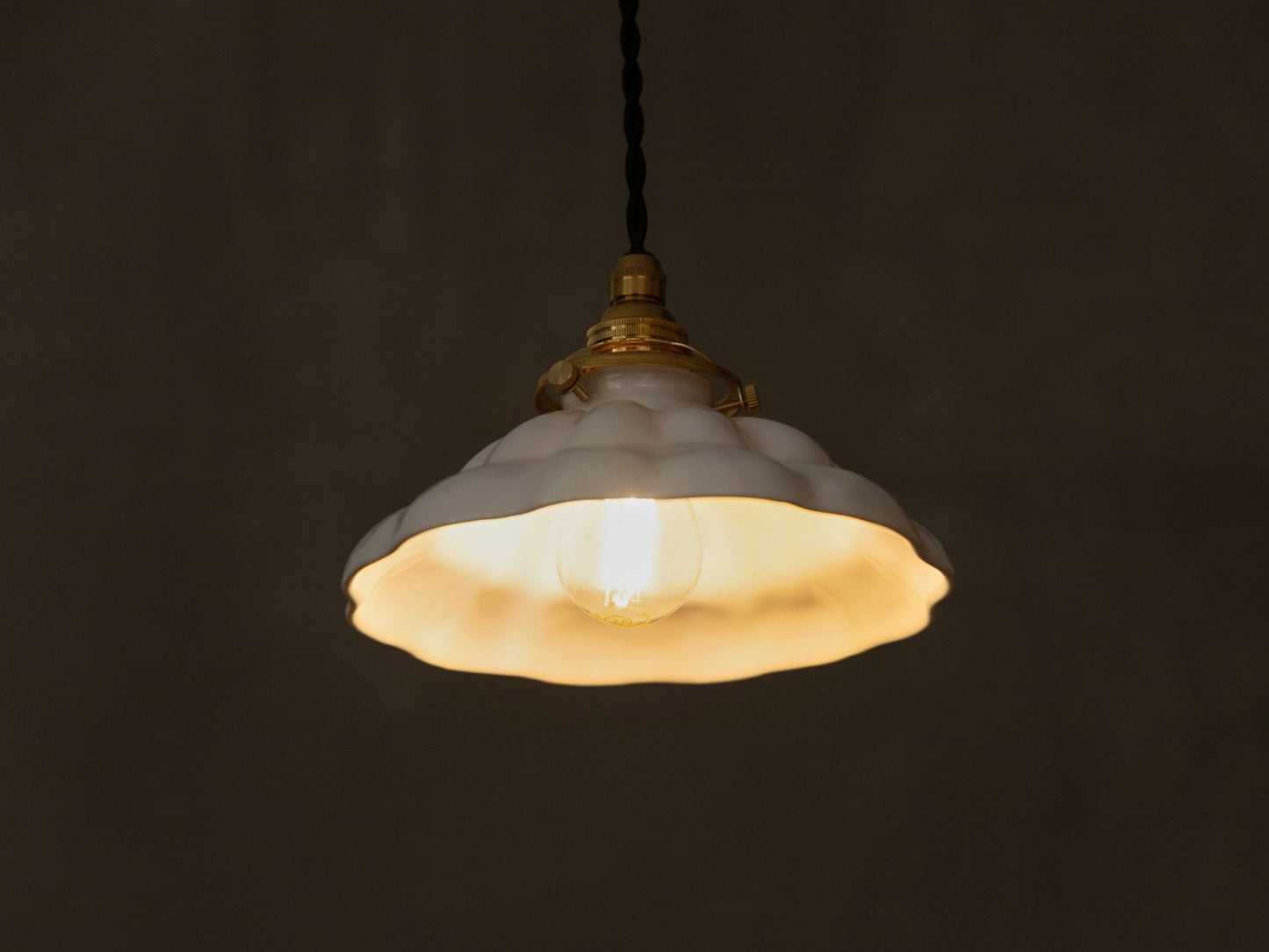 端田敏也 ペンダントランプ