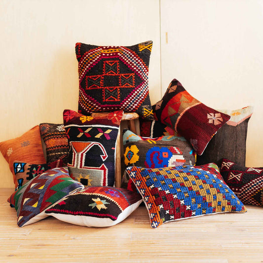 キリムクッション(一覧)