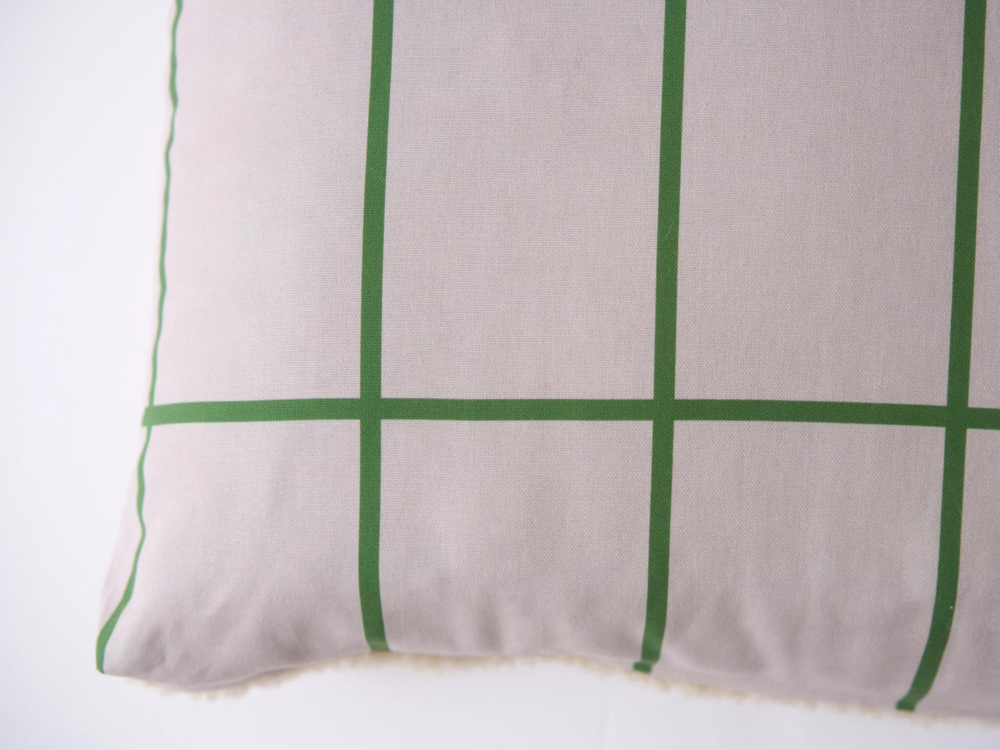 オルネコ 桐のベッド用クッション/ノルディックチェック柄