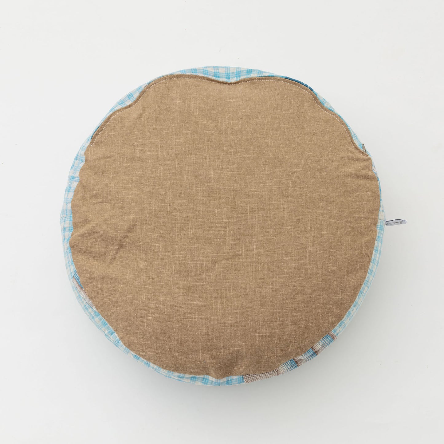 オルネコ・カンタパッチワーク 猫のプフ/A