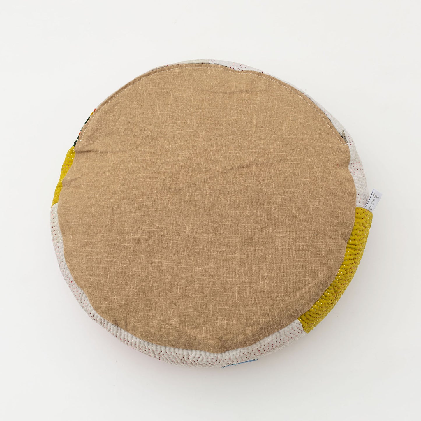 オルネコ・カンタパッチワーク 猫のプフ/S