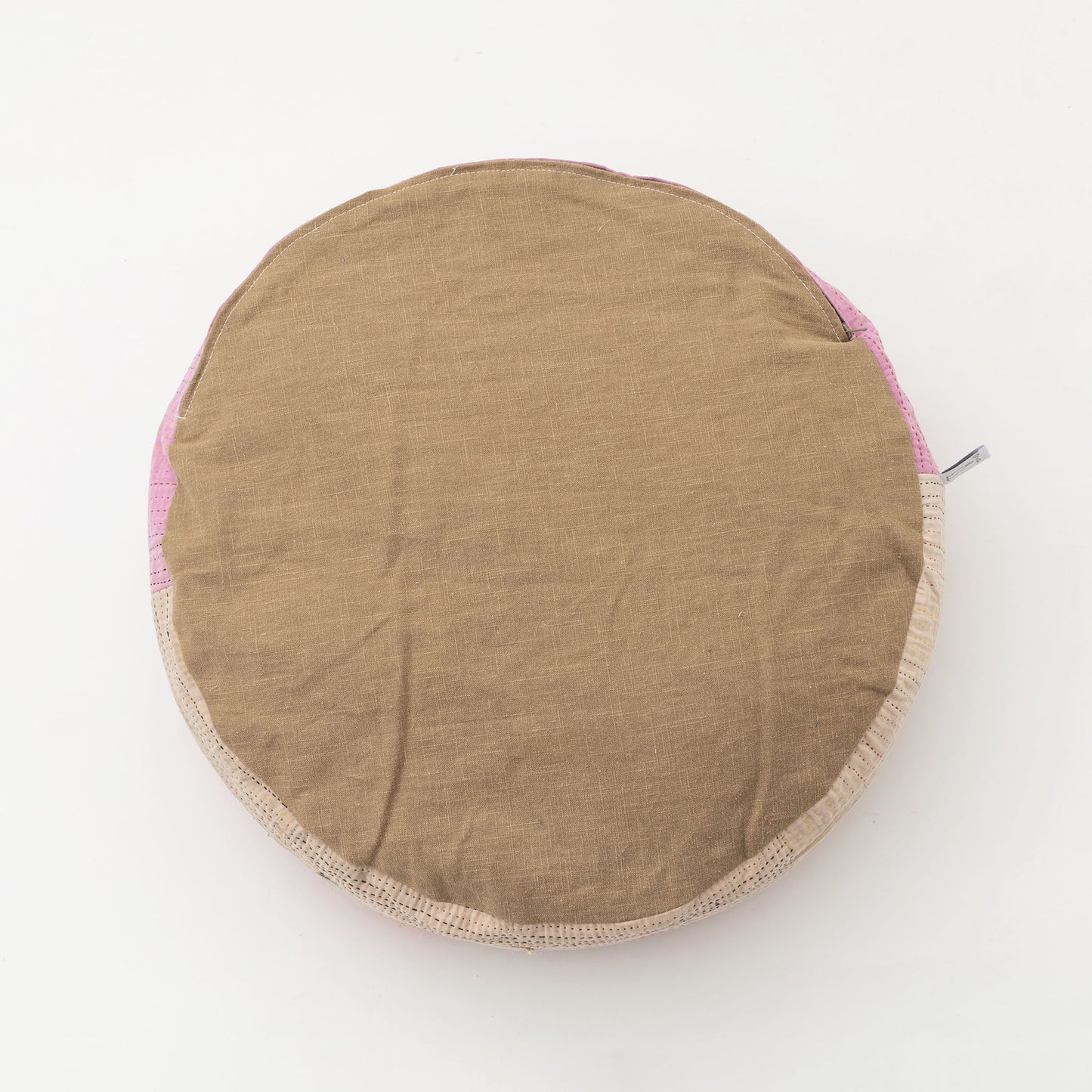 オルネコ・カンタパッチワーク 猫のプフ/1B