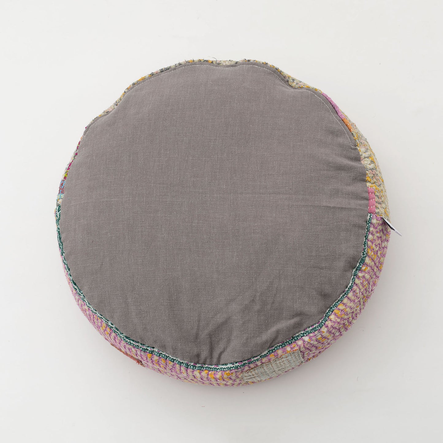 オルネコ・カンタパッチワーク 猫のプフ/1K