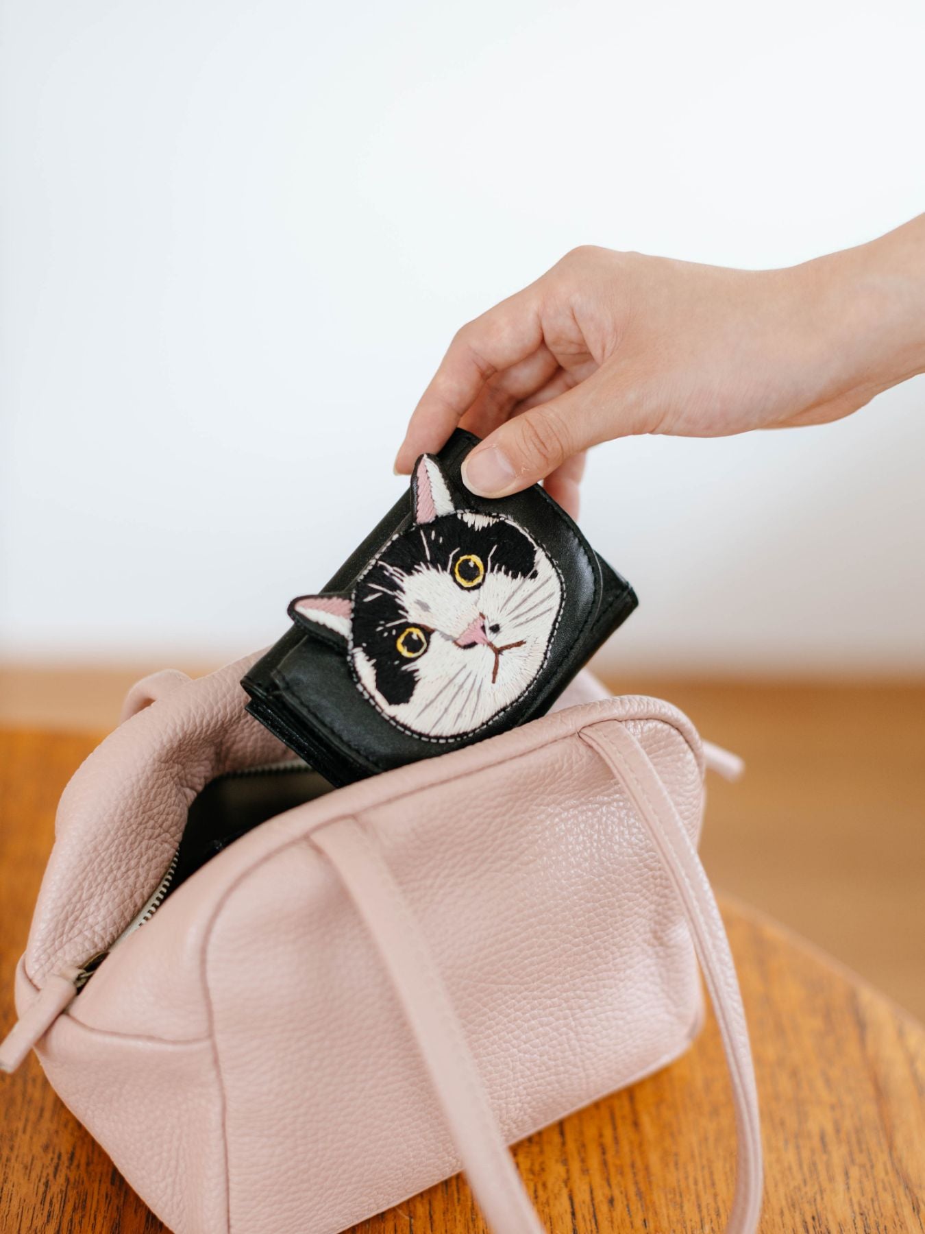 tamaoworld 刺繍ねこ ミニ財布