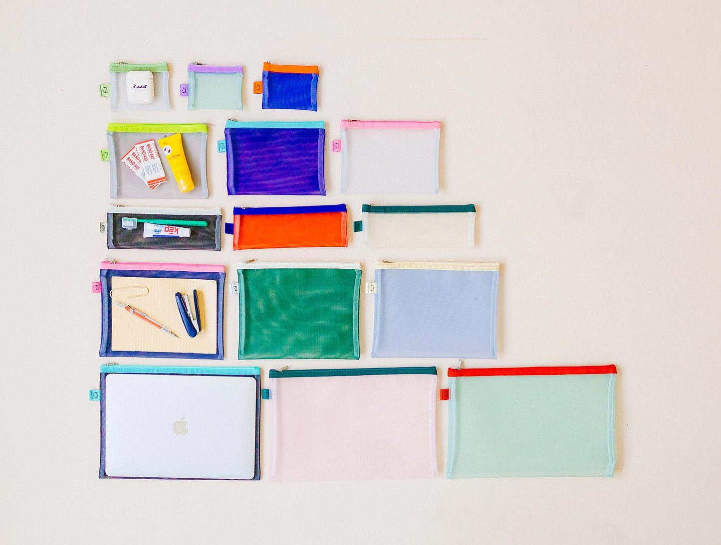 PAPIER TIGRE THE POCKET/A4サイズ(メッシュポーチ)