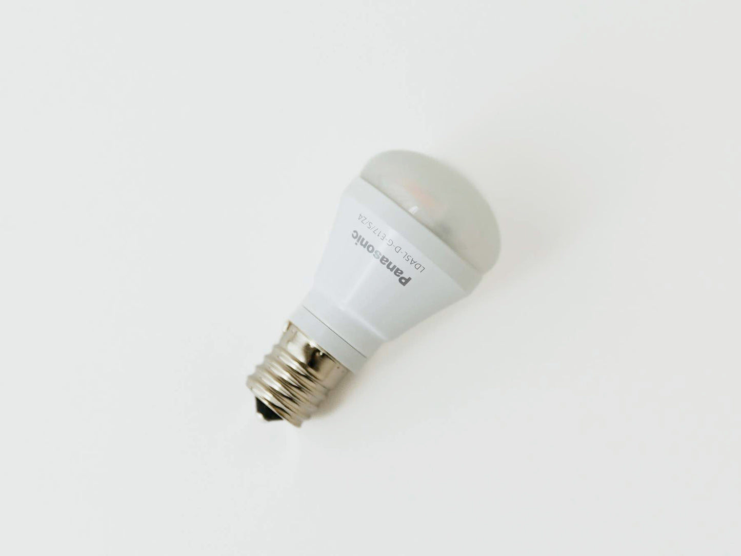 pns0004)LED電球 全方向プレミアX/E17