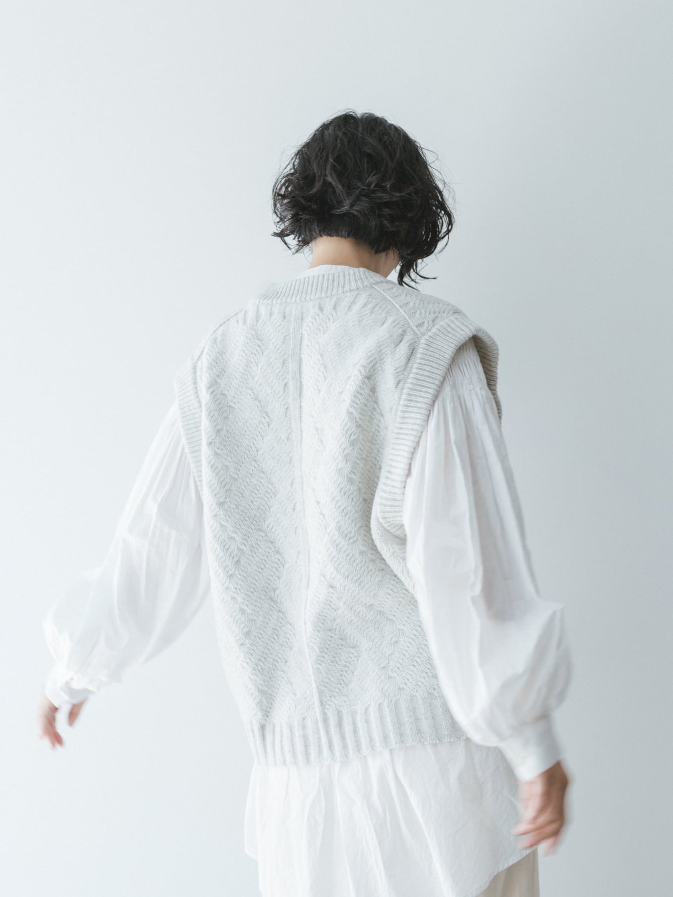 ONICA Superfine Wool Vest/Mist