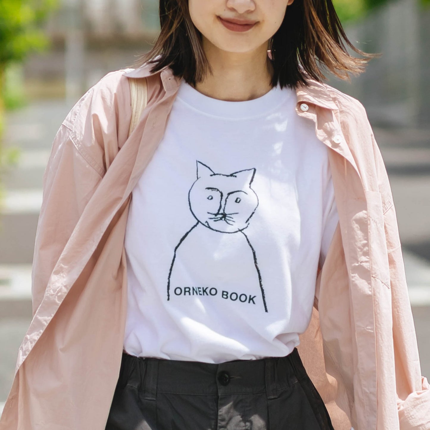 ホワイト×ブラック(モデル身長162cm)