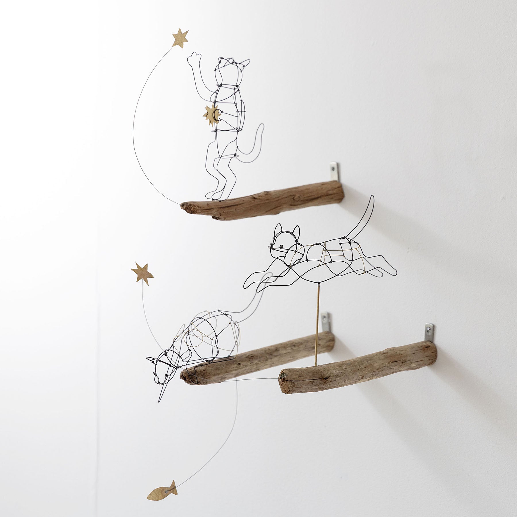 ワイヤーアート　山田一成　座り猫 山田一成 ウォールアート｜オブジェ・ぬいぐるみ｜オルネ ド フォイユ