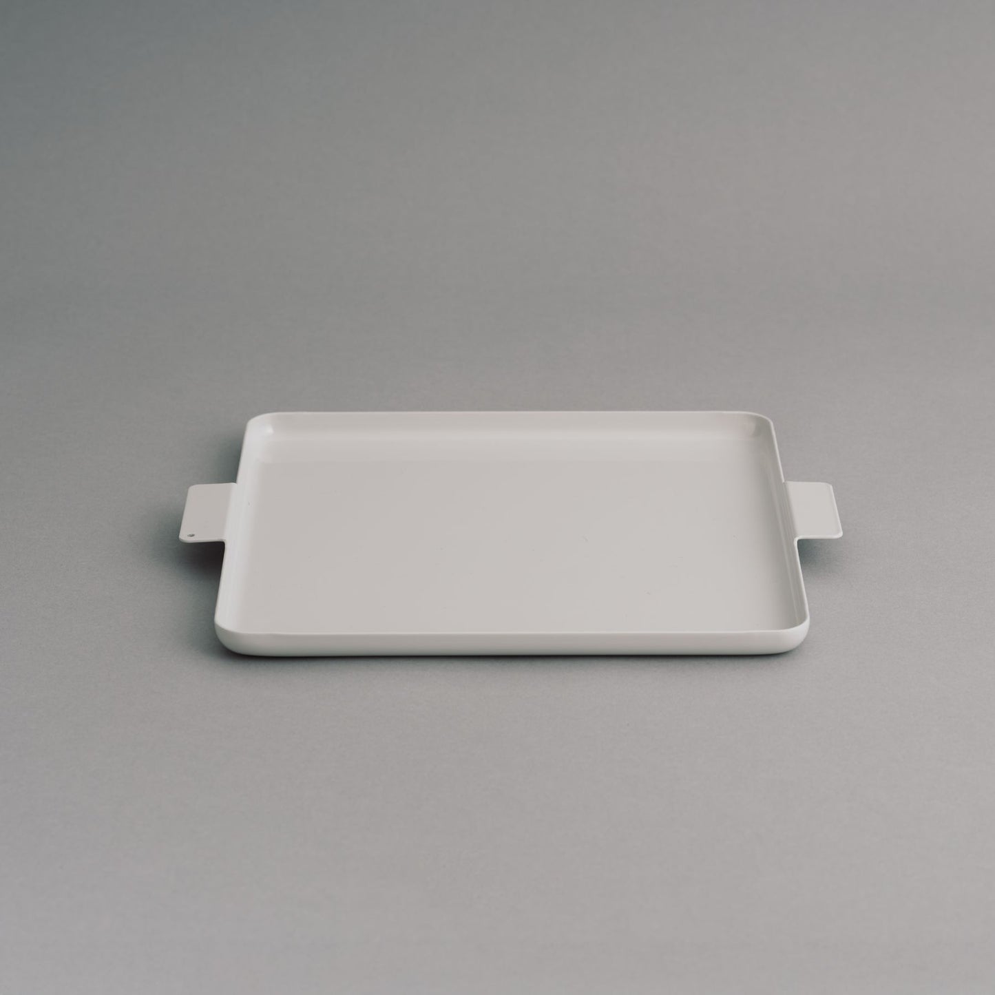 dove white/square