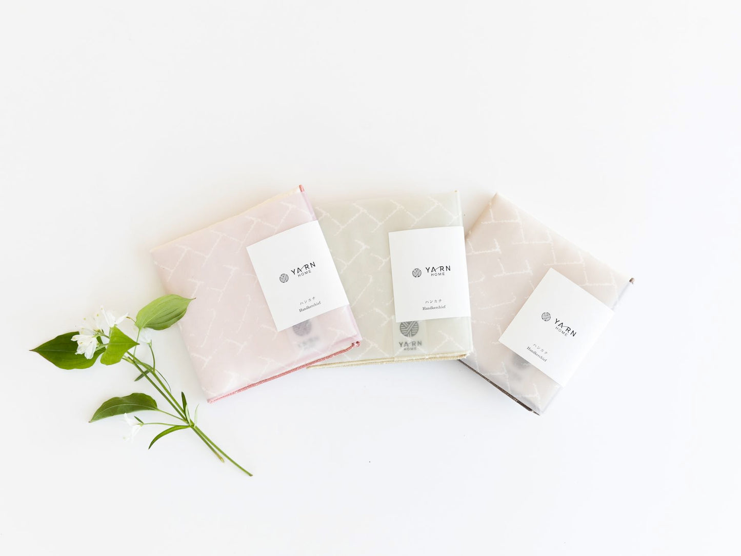 カラー毎に異なるパッケージ入りで、ちょっとした贈り物にも◎。