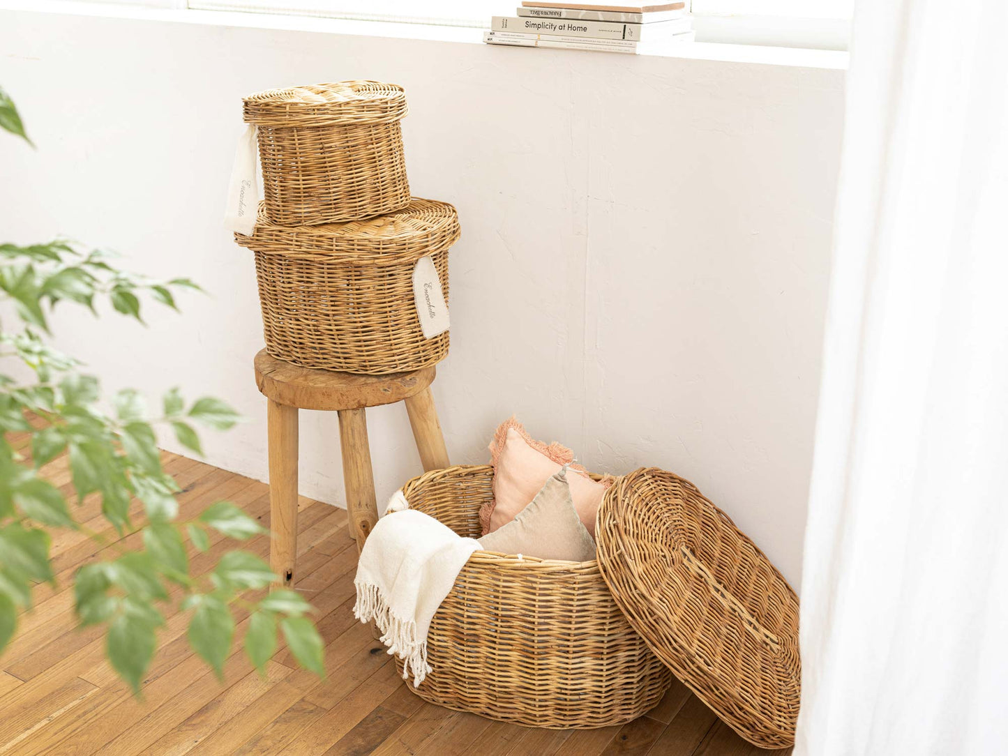 Encachette ふた付きオーバルバスケット