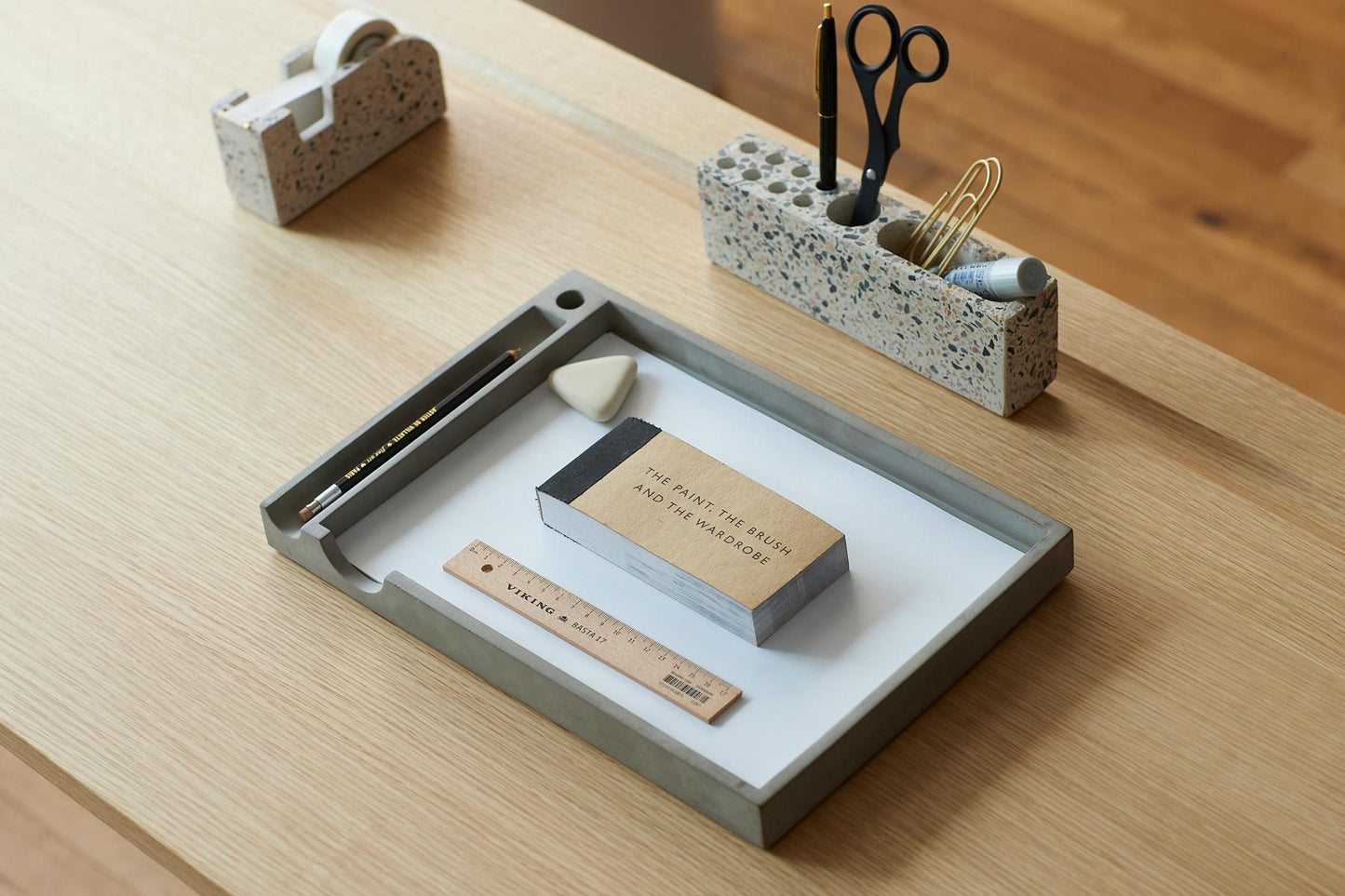 デスクオーガナイザー/コンクリート