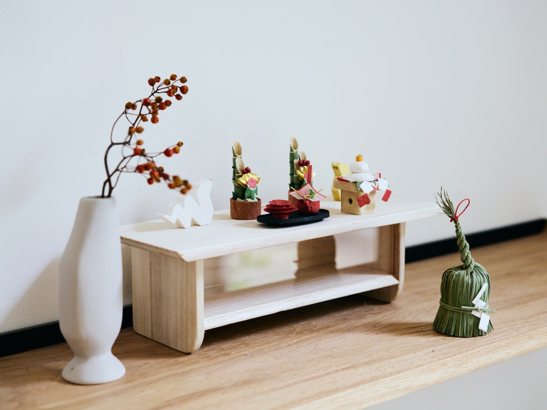 オリジナル・桐のディスプレイ棚（神棚）｜壁飾り・ウォールデコ