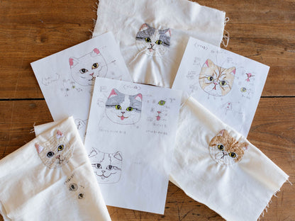 小菅くみさんの原画と刺繍