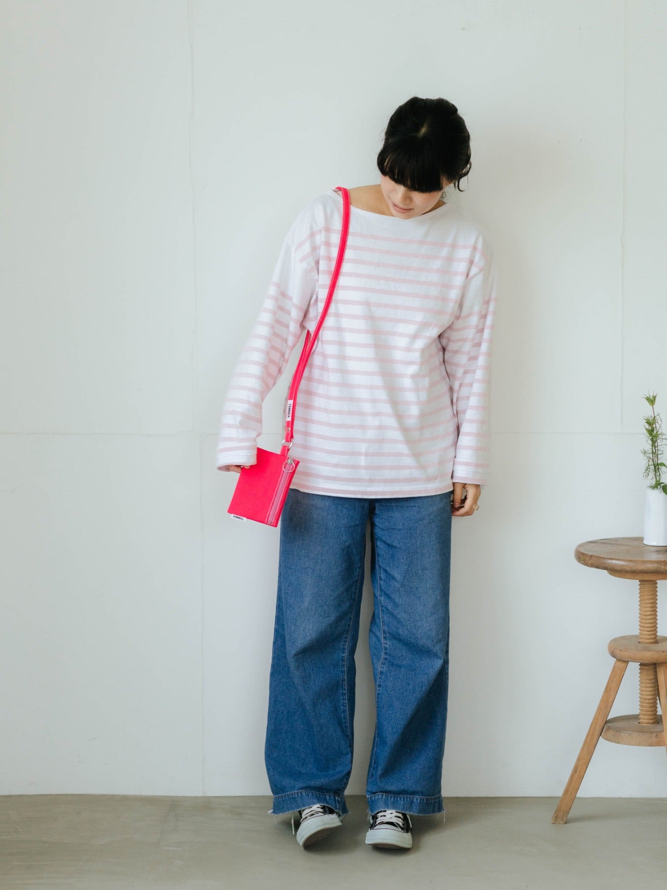 TEMBEA FLAT POUCH SMALL／NEON