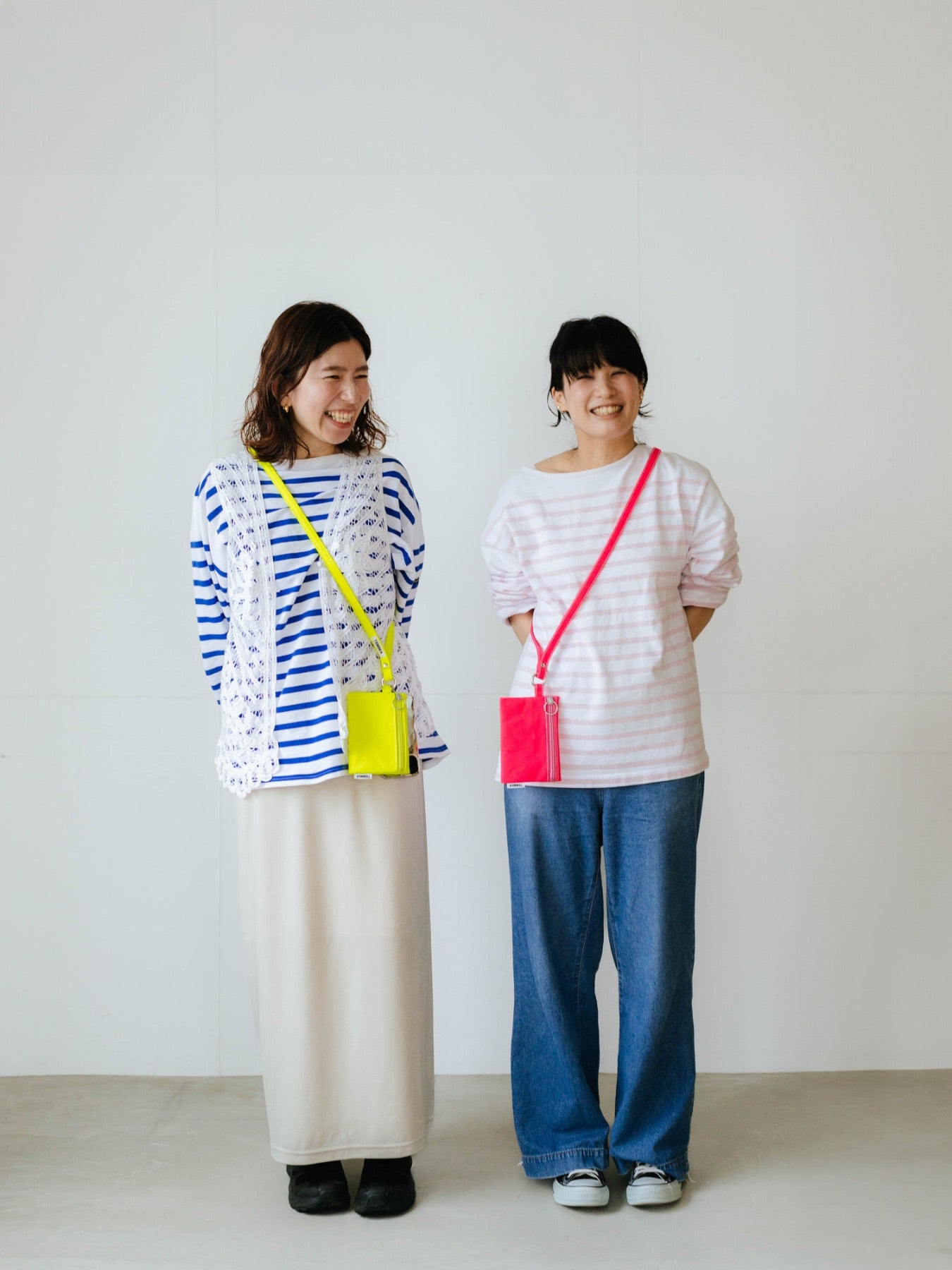 TEMBEA FLAT POUCH SMALL／NEON