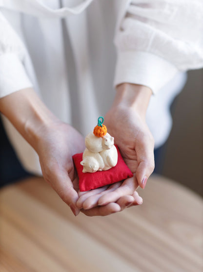 ま工房 × Orneko 猫の鏡餅