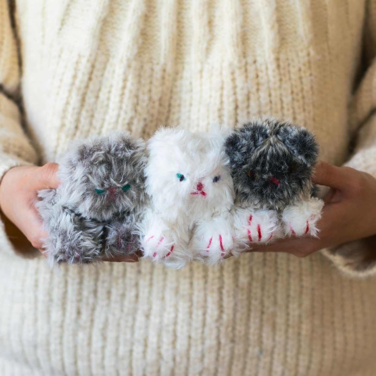 Miknits  kittens 編みぐるみキット