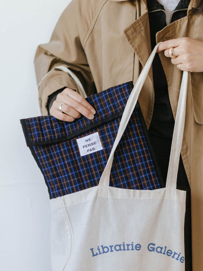 ne pense pas キルティングチェックPCケース