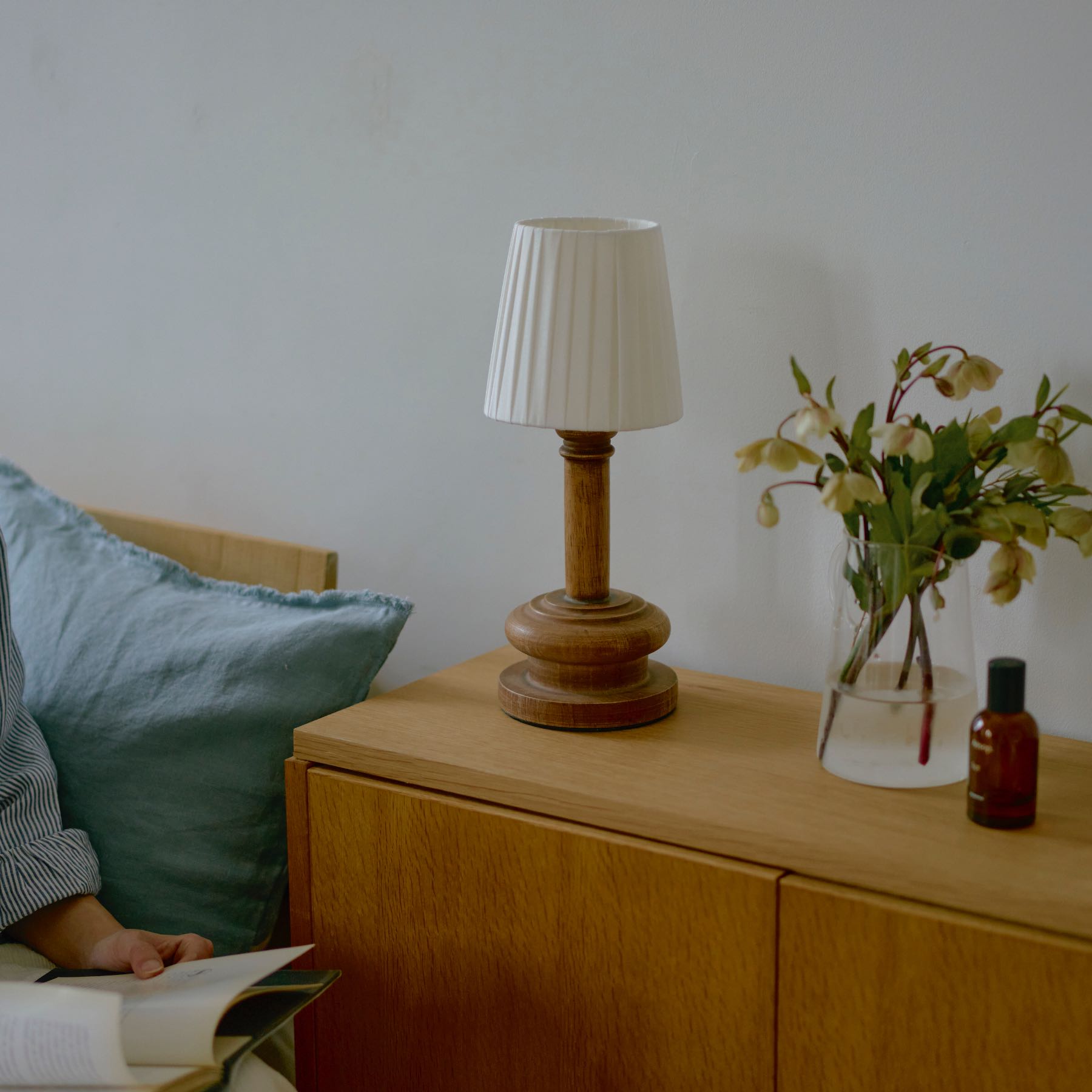 オリジナル・テーブルランプ Malme｜スタンドランプ・ウォールランプ