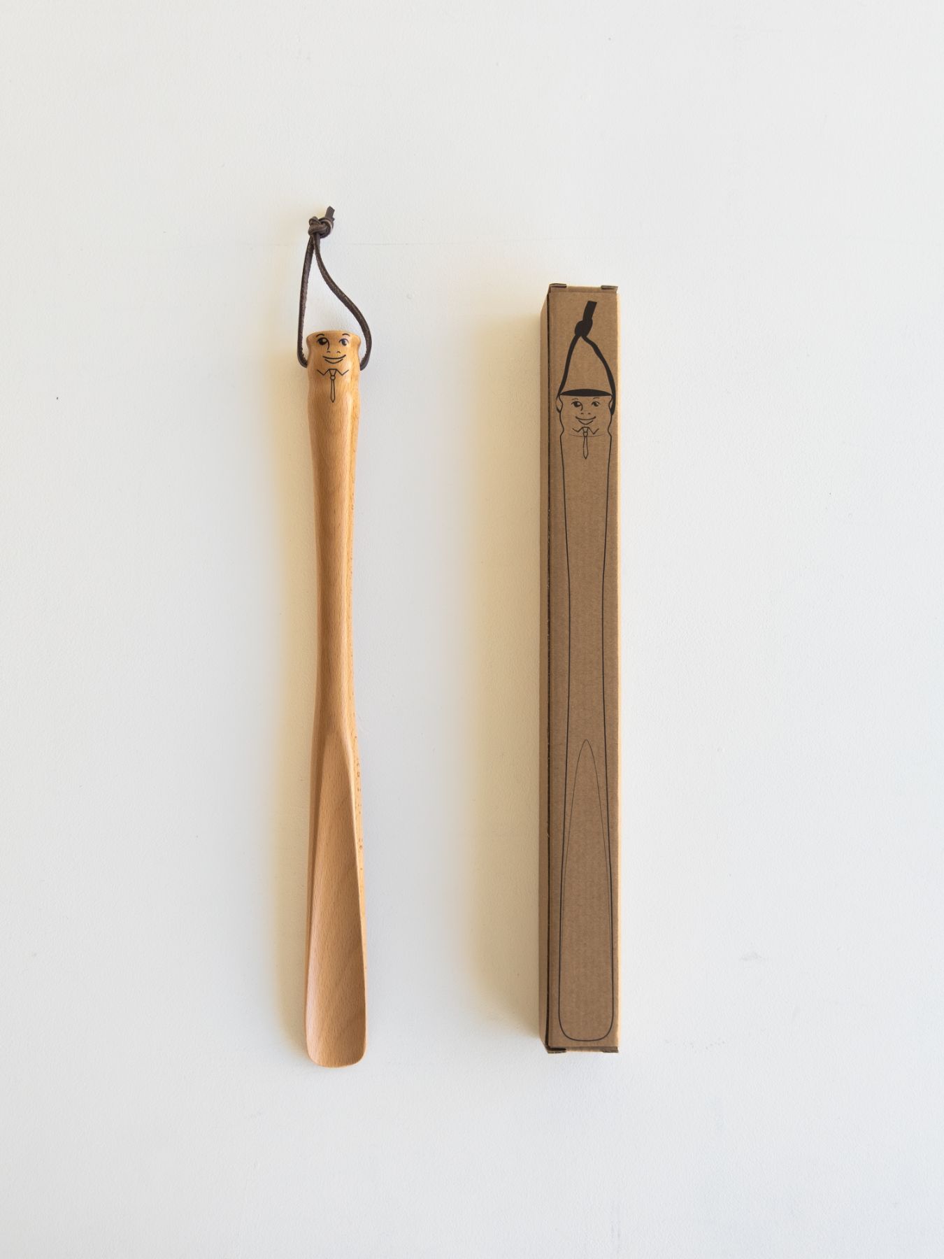 専用のBOXに入った状態でお届けします。