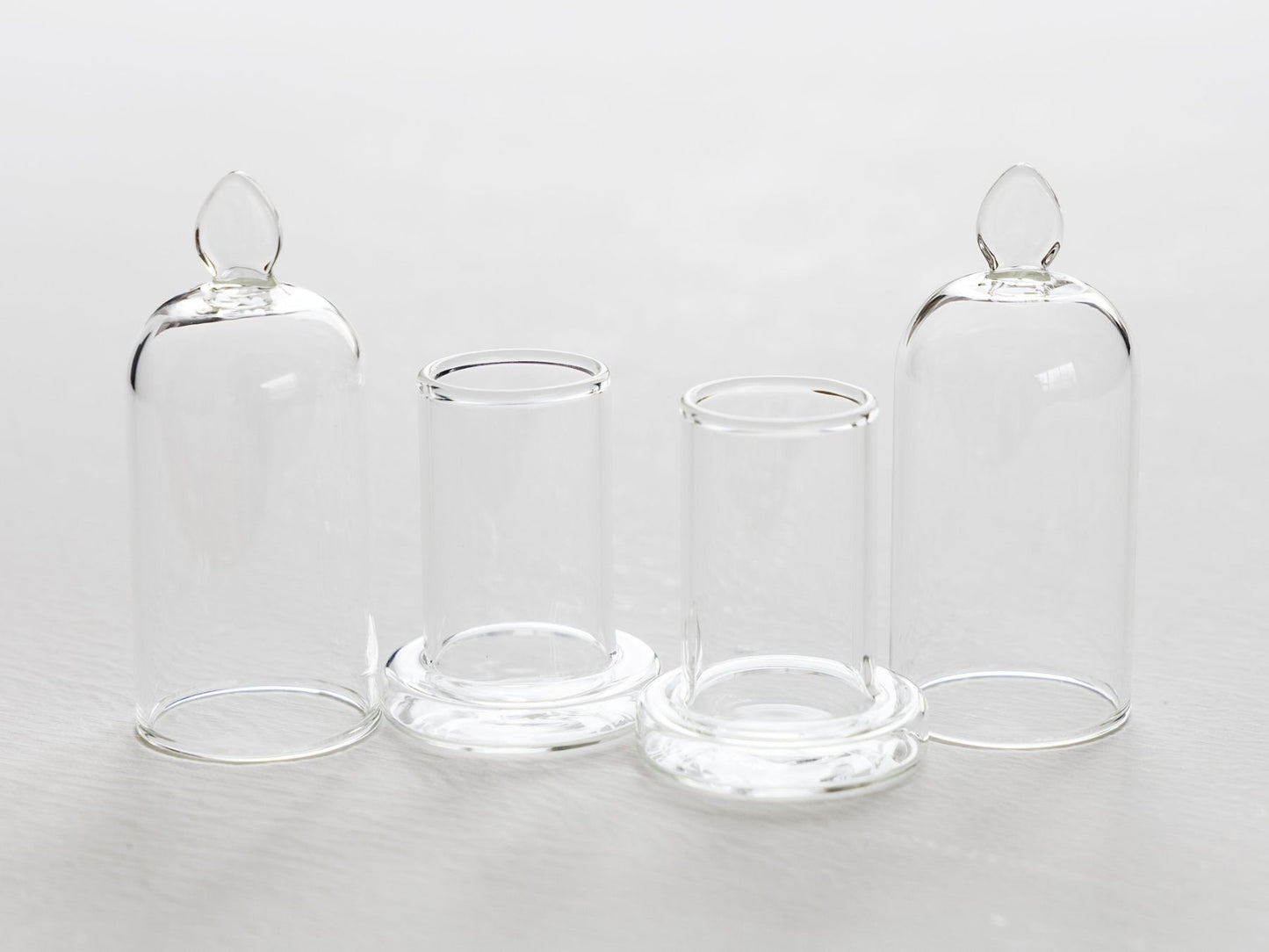 蓋はかぶせるだけの仕様です。