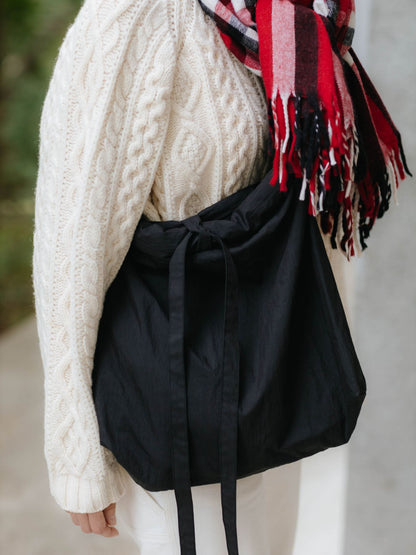 ne pense pas パフショルダーバッグ