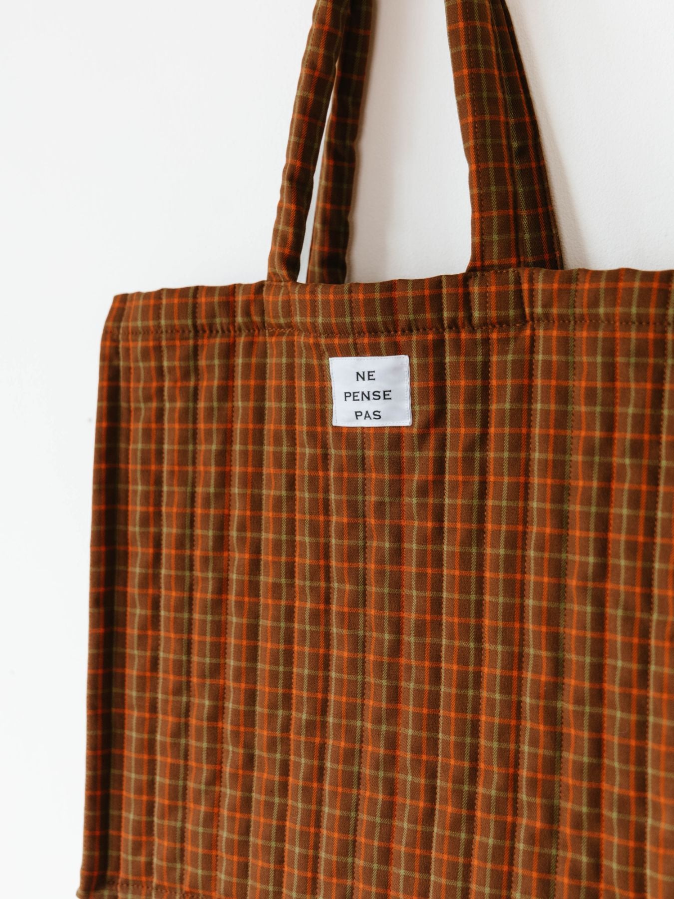 ne pense pas キルティングチェックバッグ