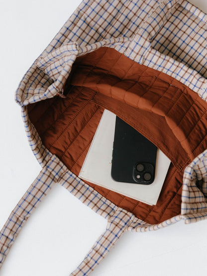 うれしい内ポケット付き。