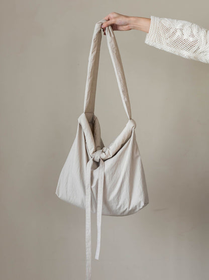 ne pense pas パフショルダーバッグ