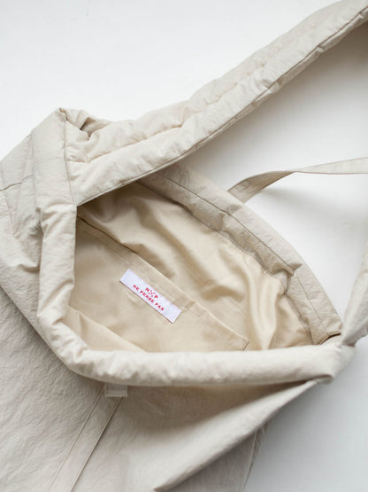 ne pense pas パフショルダーバッグ