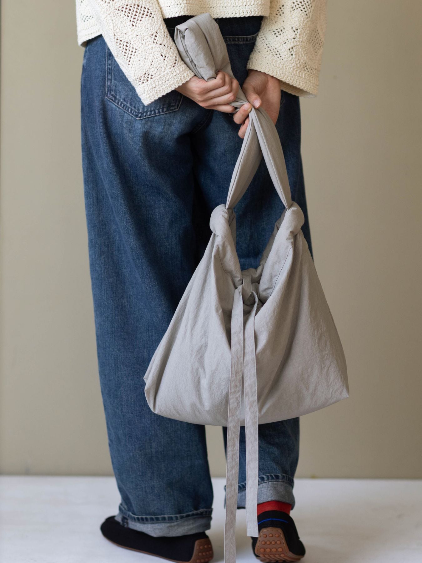 ne pense pas パフショルダーバッグ