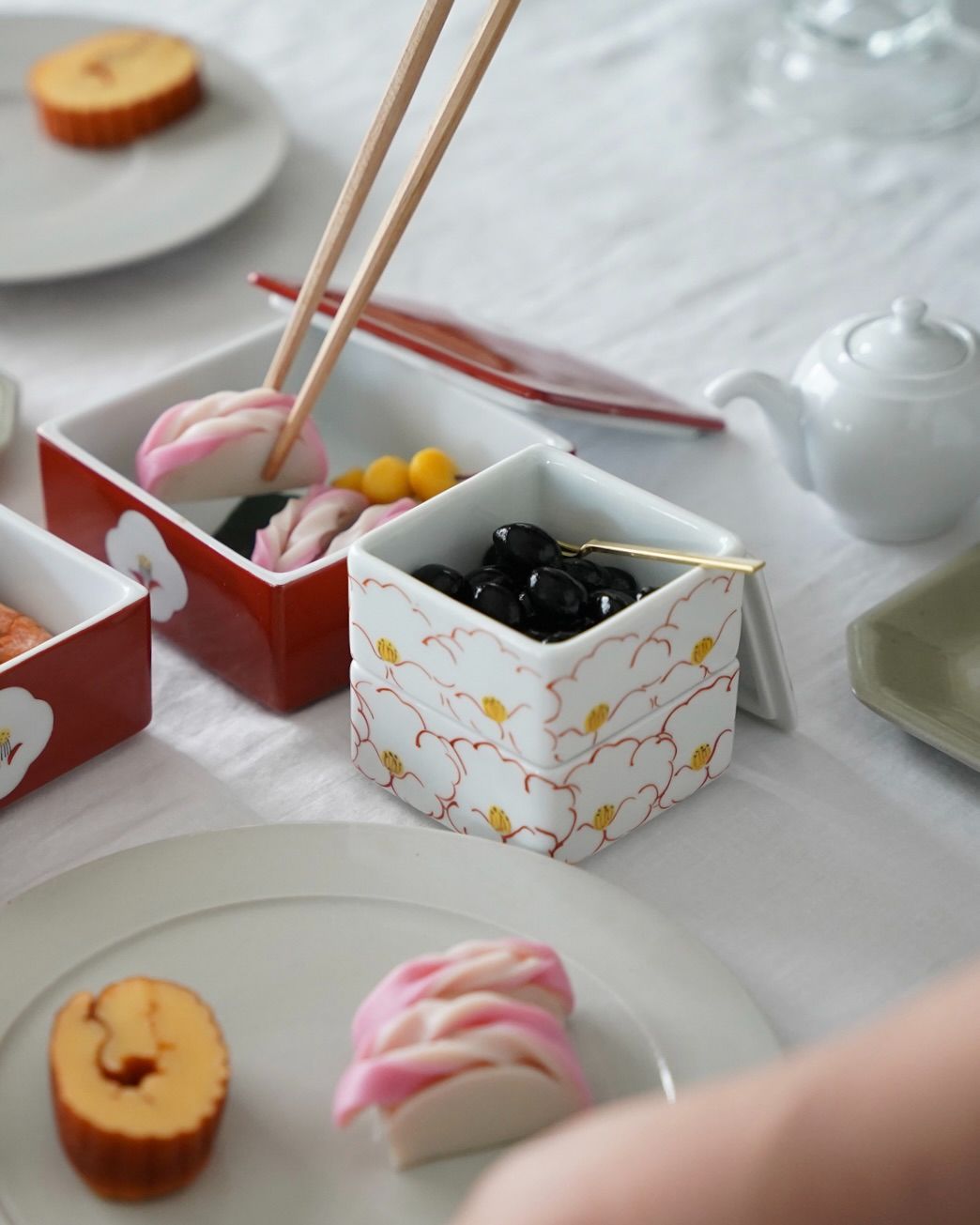 有田焼 重箱｜コンポート・その他食器｜オルネ ド フォイユ公式