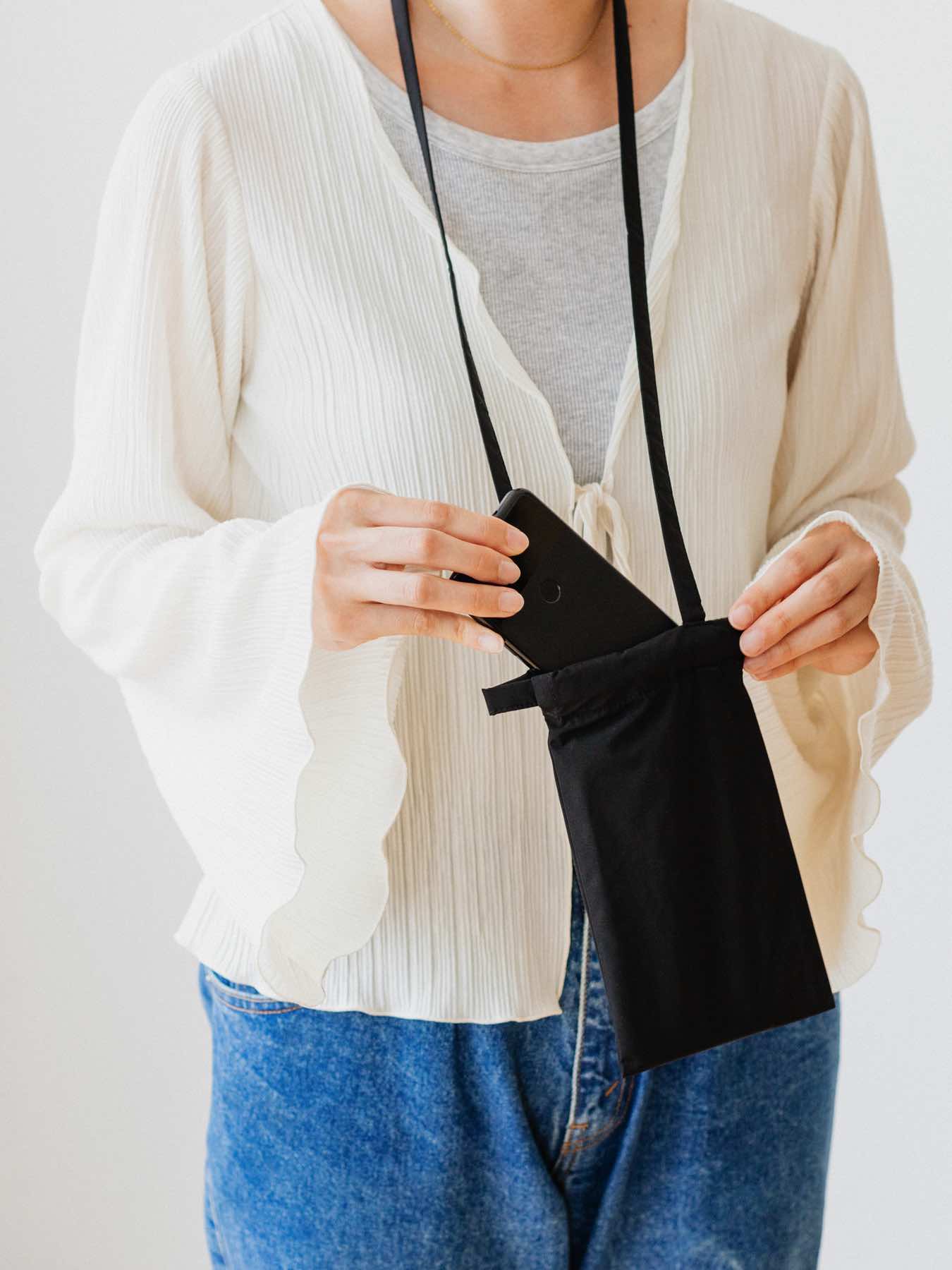 formuniform／Drawstring Bag for iPhone + strap（iPhoneケース）