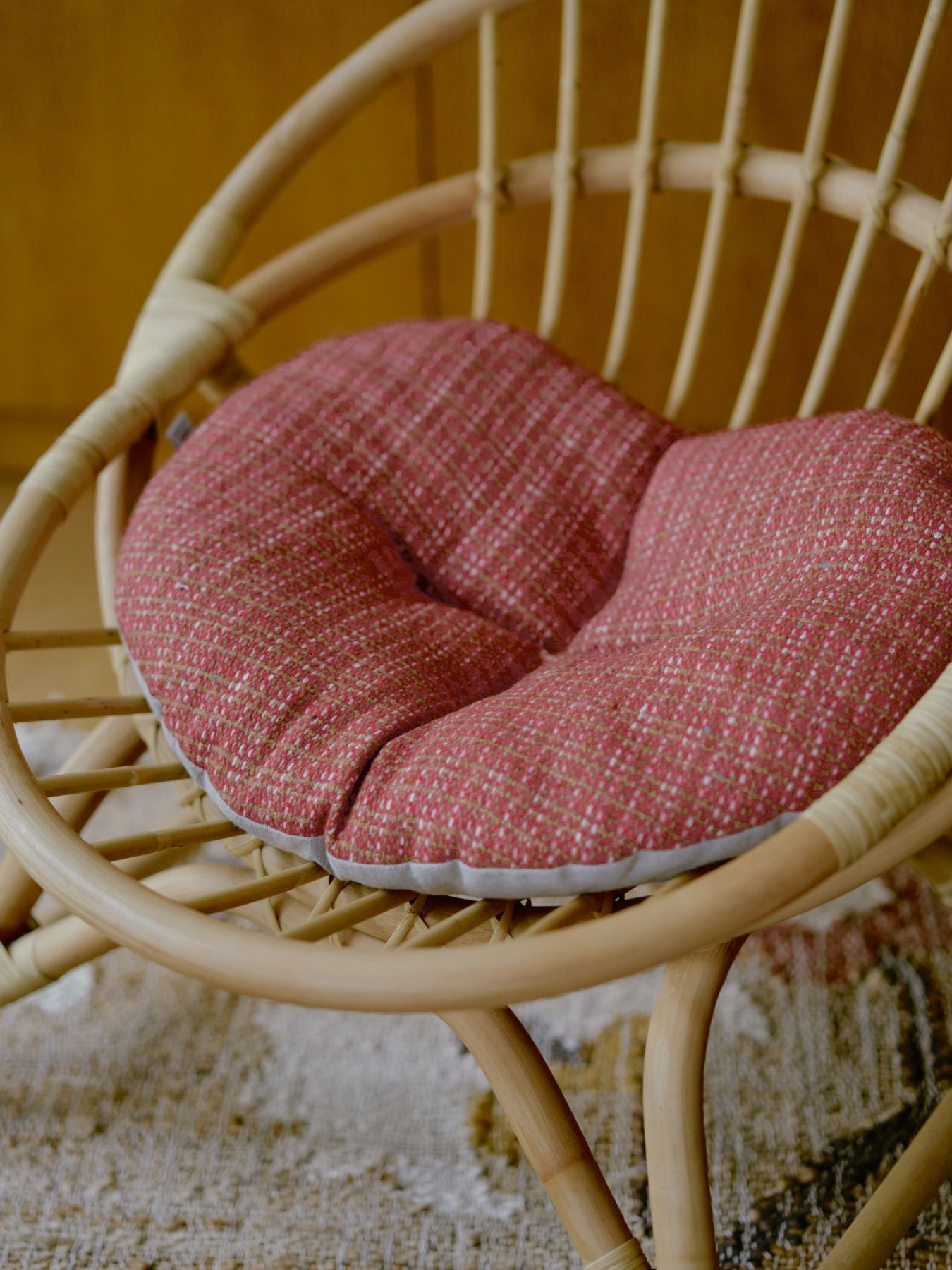 オルネドフォイユ　ラタンチェア オルネコ・アイアンレッグラタンチェア｜オルネコ（ベッド・ハウス