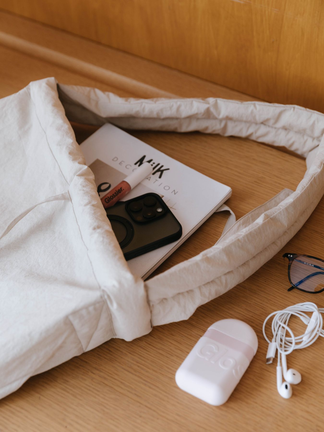 ne pense pas パフショルダーバッグ