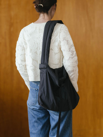 ne pense pas パフショルダーバッグ