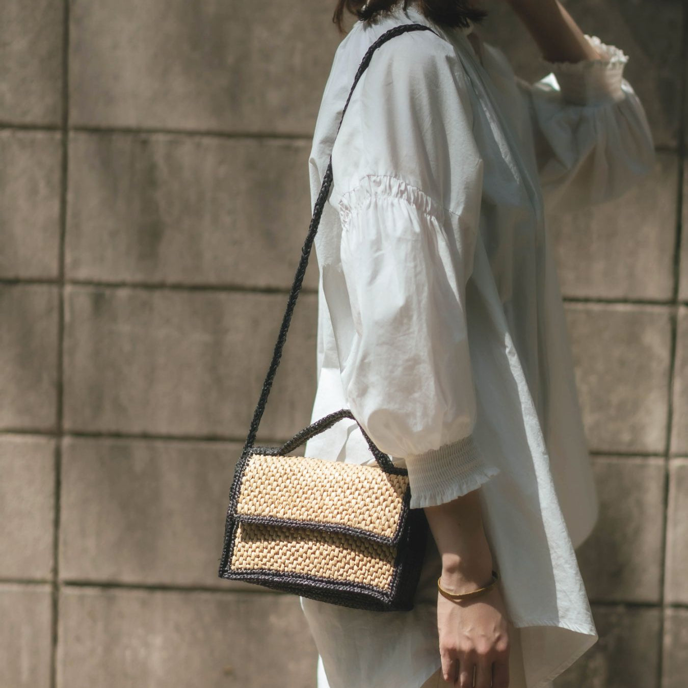 LIMAIA PARIS ショルダー付きツートーン ラフィアバッグ｜バッグ