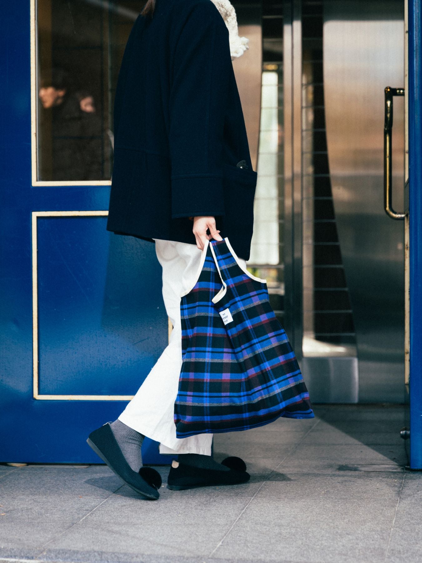 ne pense pas チェックバッグ（ショルダーストラップ付き）