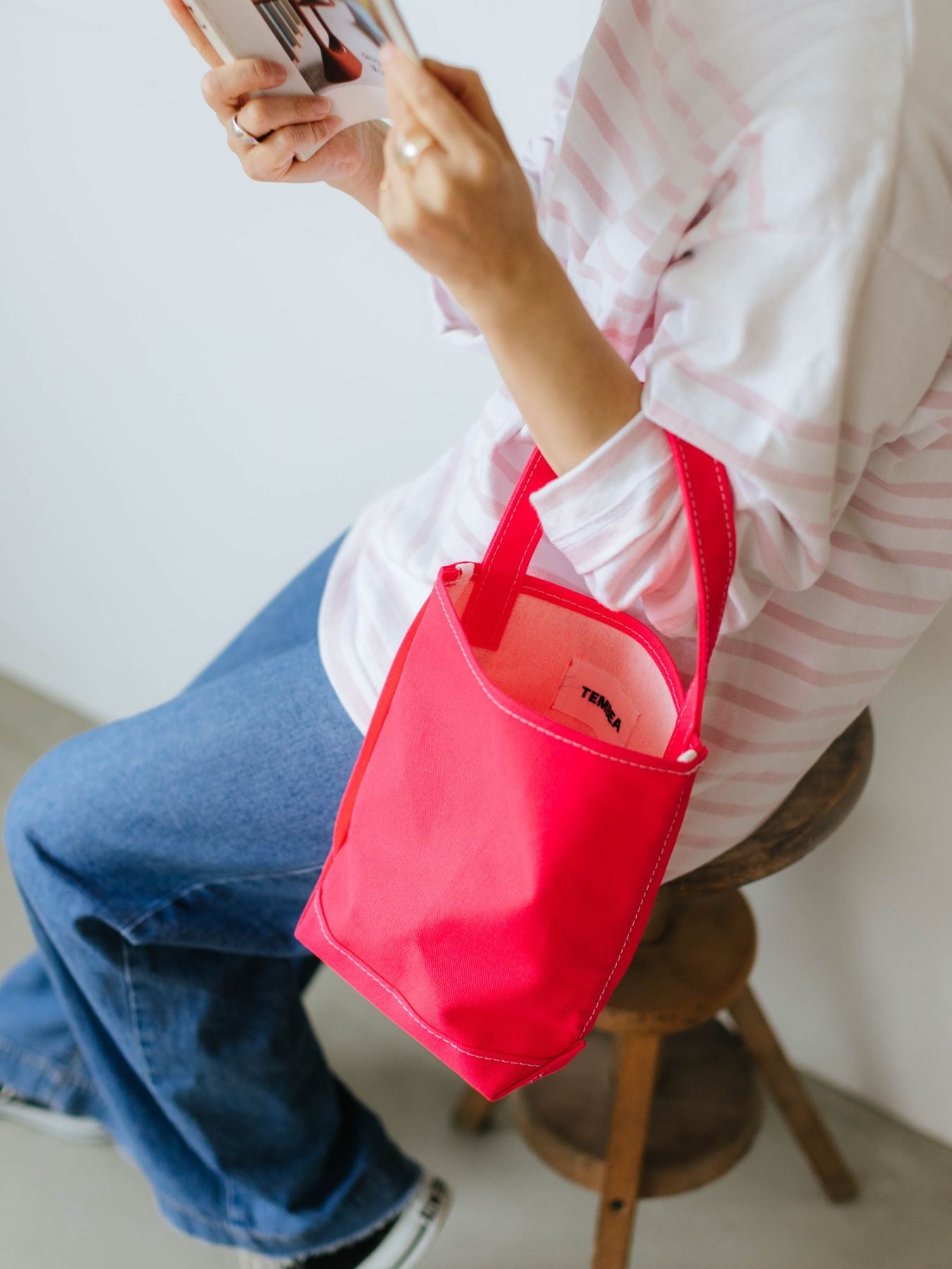 TEMBEA BAGUETTE TOTE MINI／NEON｜バッグ｜オルネ ド フォイユ公式