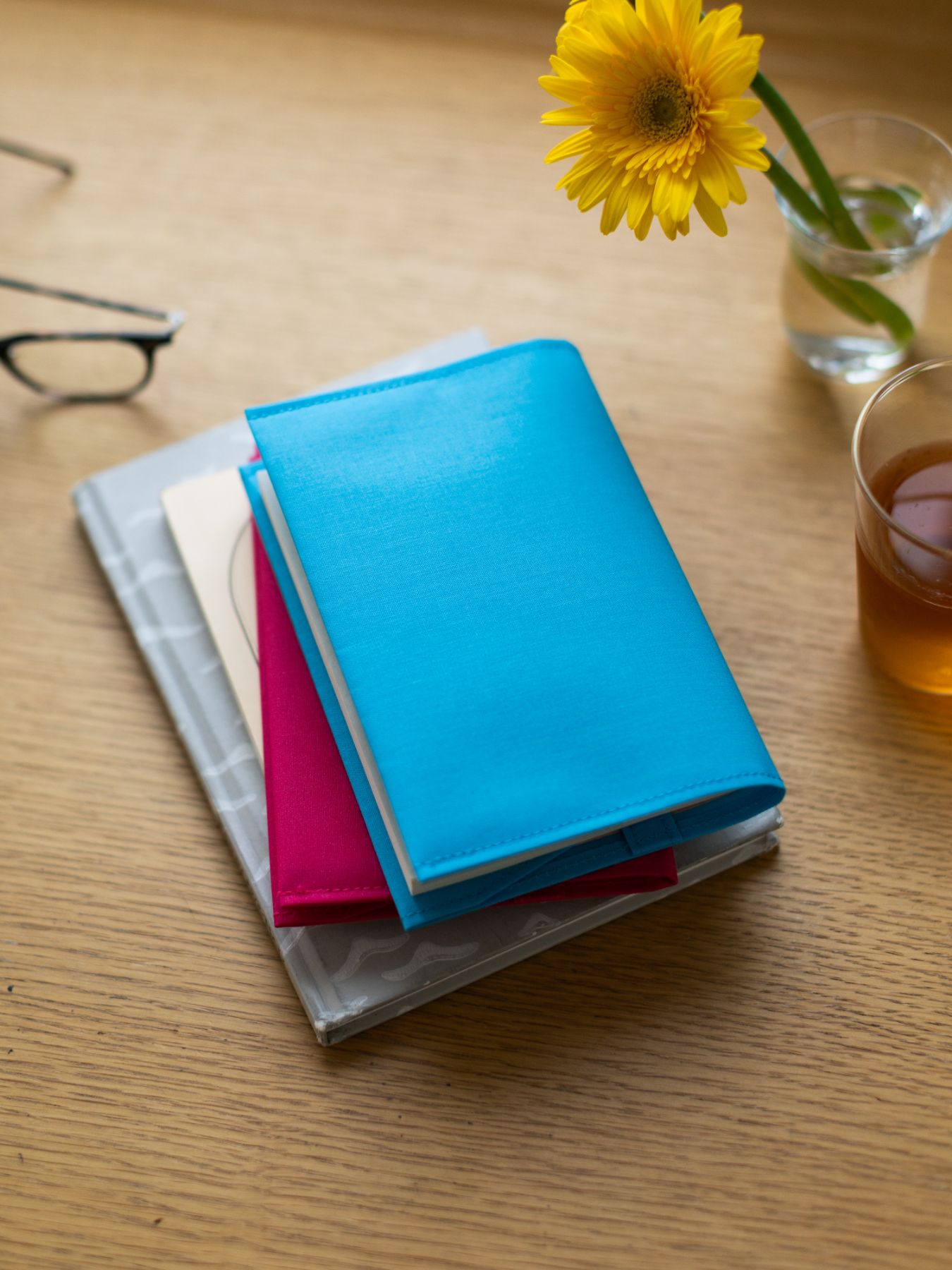 Holdall ブックカバー｜文具・ステーショナリー｜オルネ ド フォイユ