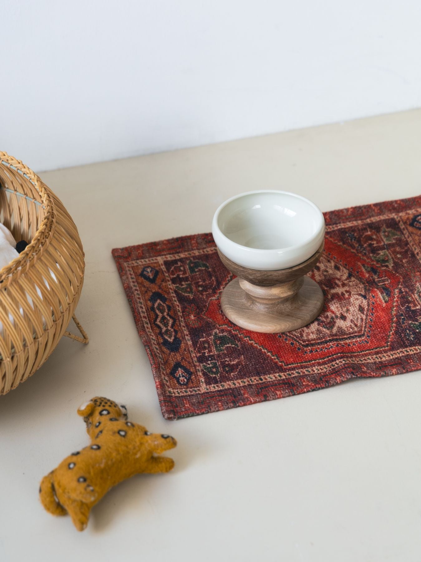 オルネコ・フードボウルスタンド Atlas｜オルネコ（フードボウル